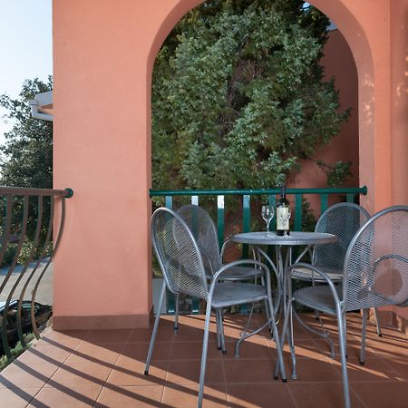ורסאר Maistra Select Koversada Naturist Apartments מראה חיצוני תמונה
