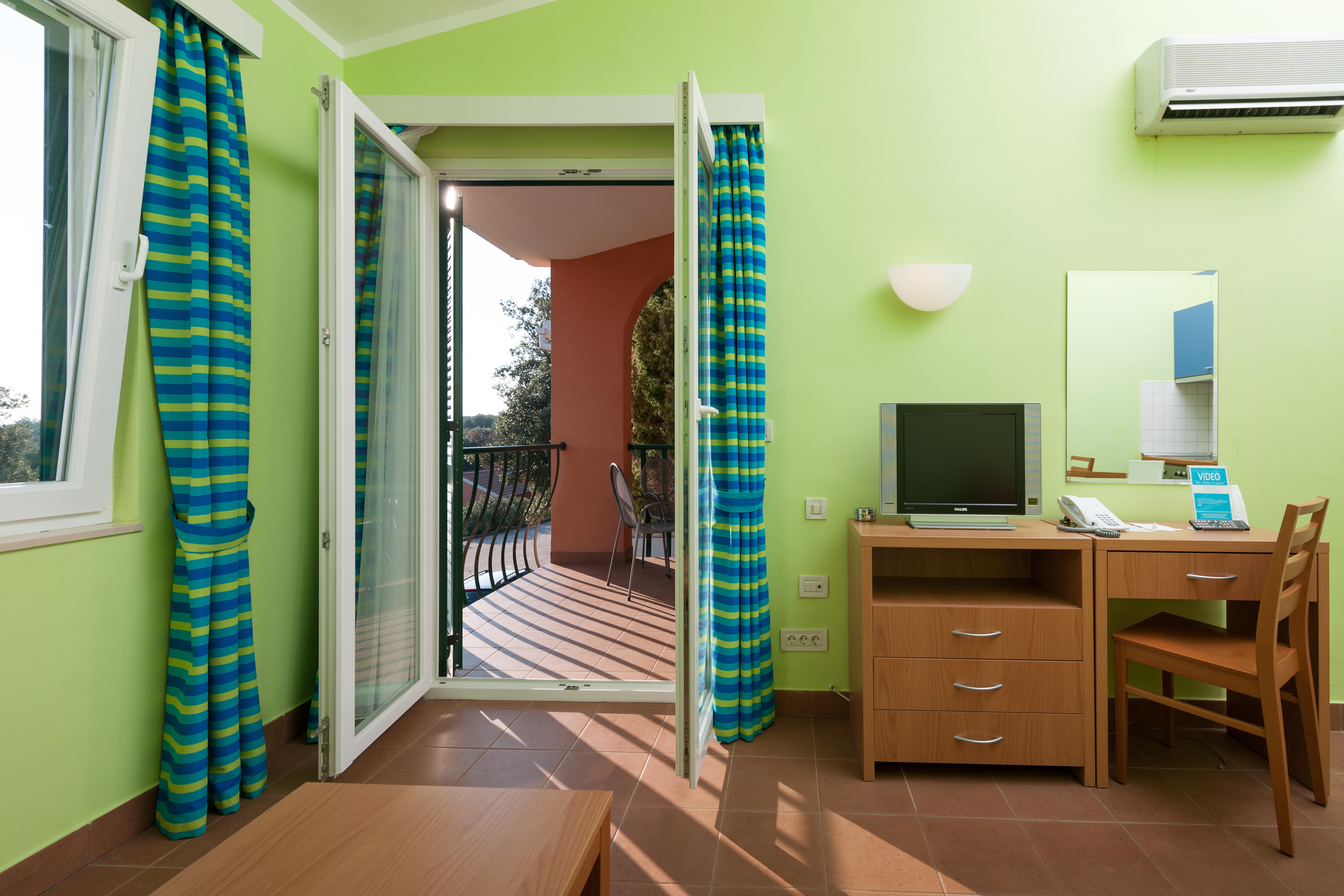 ורסאר Maistra Select Koversada Naturist Apartments מראה חיצוני תמונה