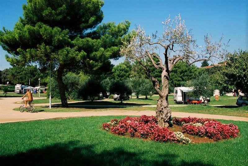ורסאר Maistra Select Koversada Naturist Apartments מראה חיצוני תמונה